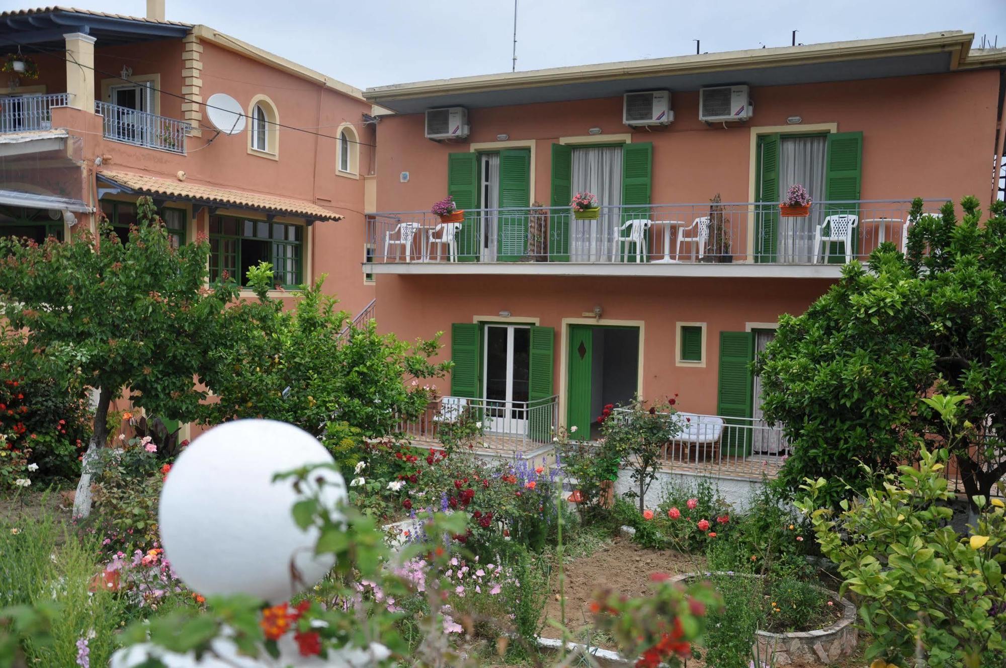 Barbayiannis Studios Moraḯtika Exterior foto